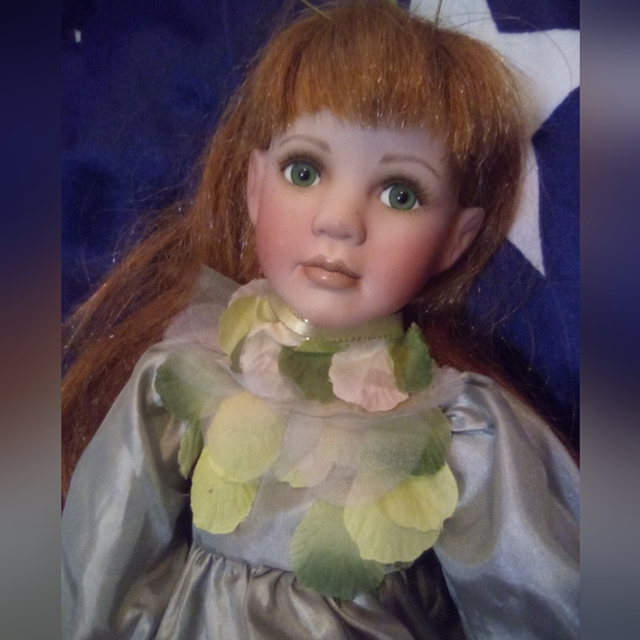 Linda Mason fairy porcelain doll - Picture 3 of 4